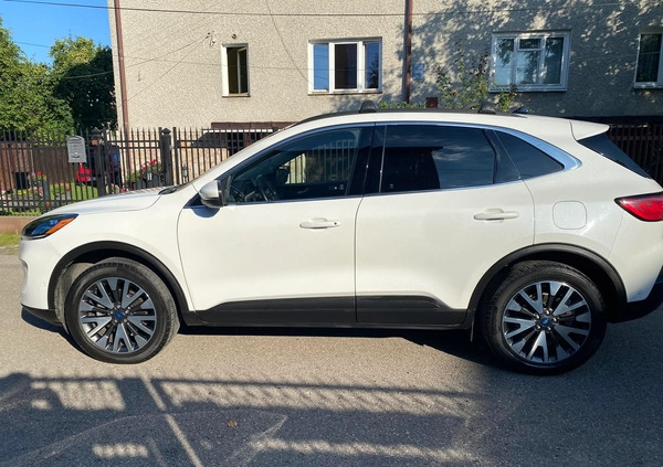 Ford Escape cena 98900 przebieg: 75000, rok produkcji 2020 z Kobyłka małe 92